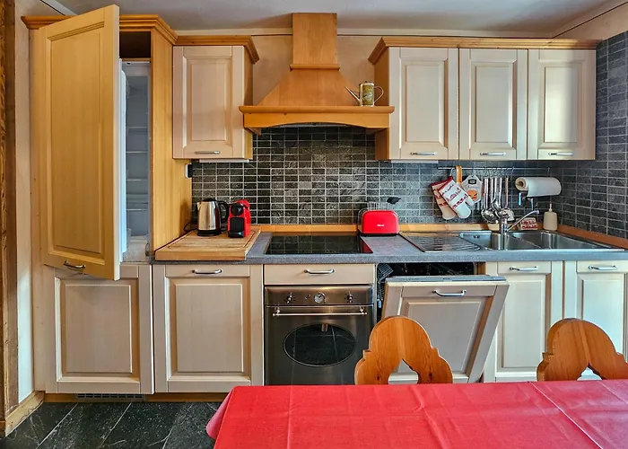 Quadrilocale Panoramico A 50m Dalla Seggiovia Cretaz - As8 ブレウイル・チェルヴィナイア